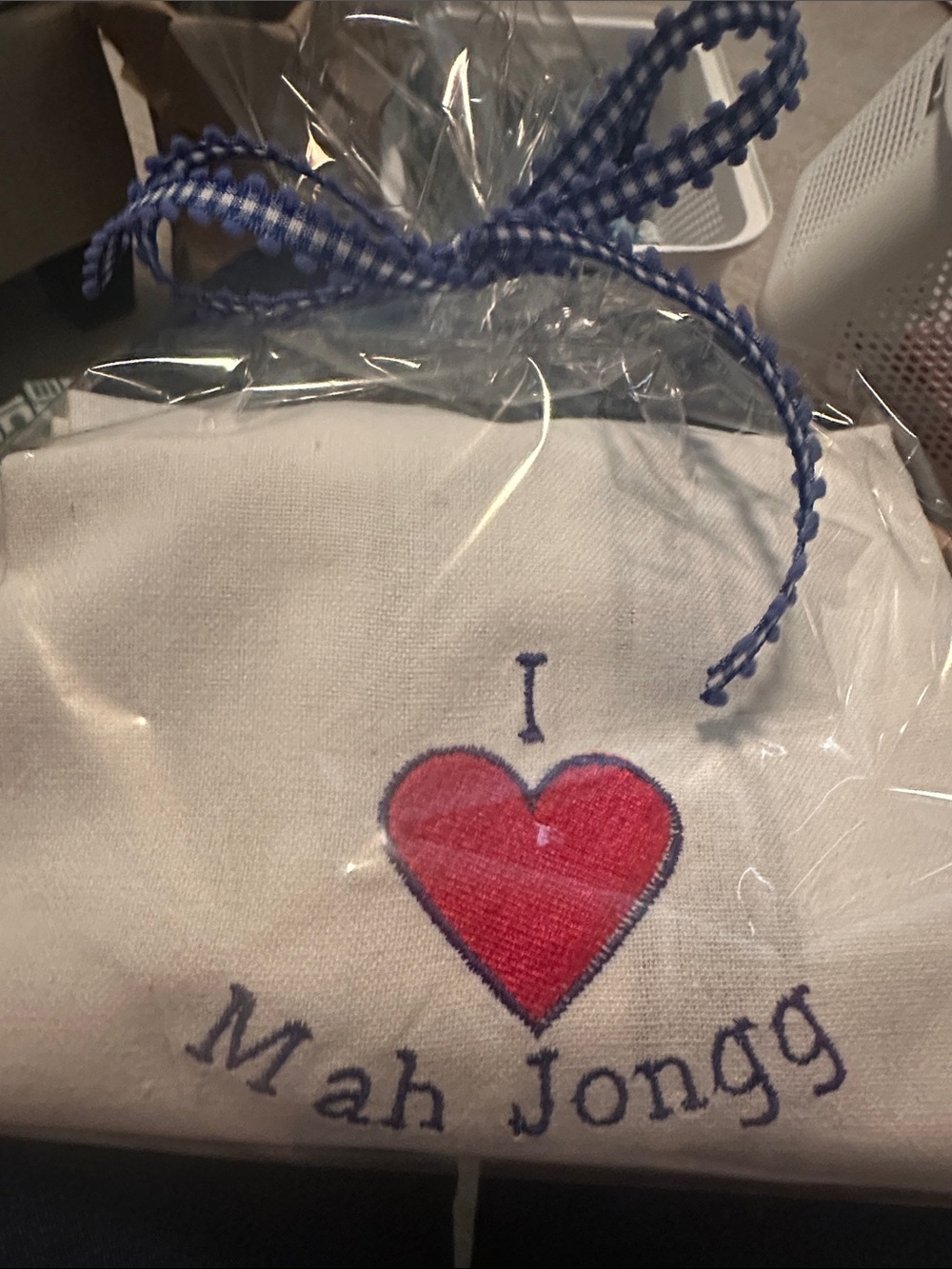 I Heart Mah Jongg Embroidered White Kitchen Towel, new